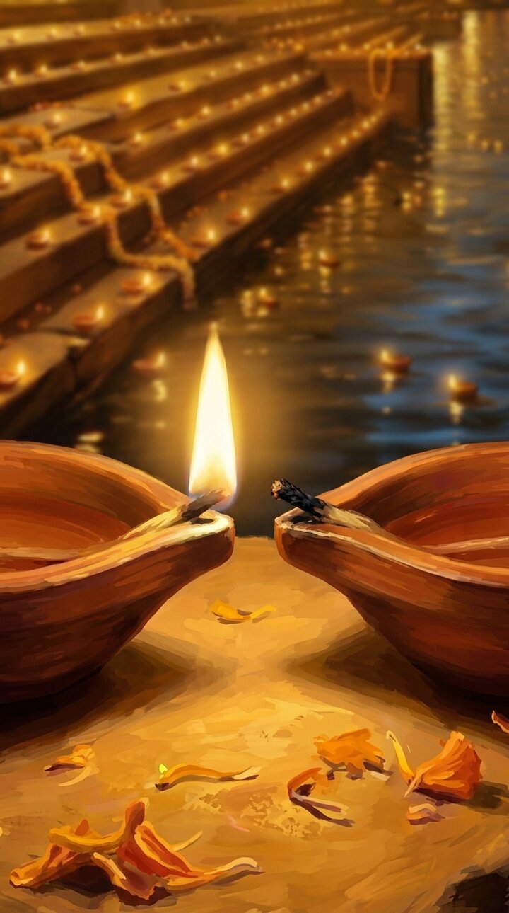 भेजने वाले के दीये की बाती जल रही है, आपके दीये की बाती अभी बुझी है